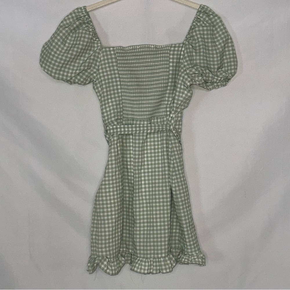 Altar’d State Green & White Gingham Smocked Puff Sleeve Mini Dress Size S EUC - Picture 2 of 3